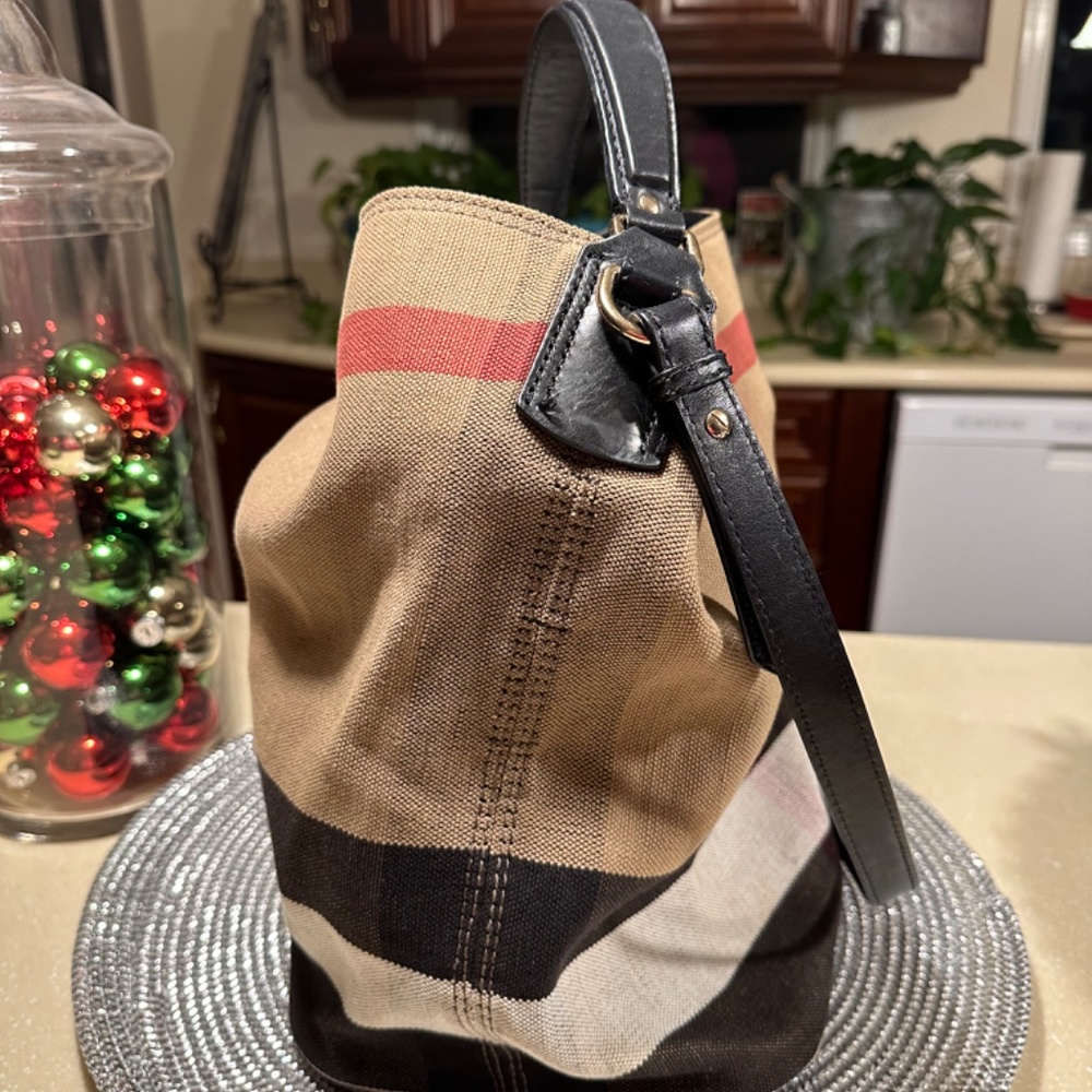 BURBERRY HOBO BAG - Picture 2 of 12